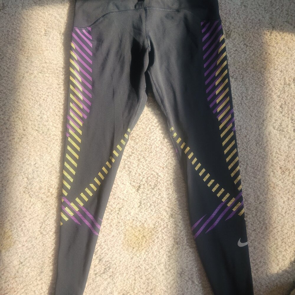 NWOT Women's Nike leggings